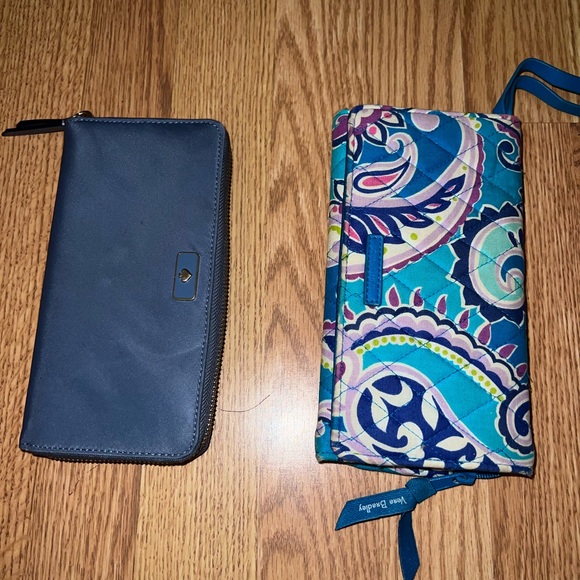 Wallets - Picture 2 of 5